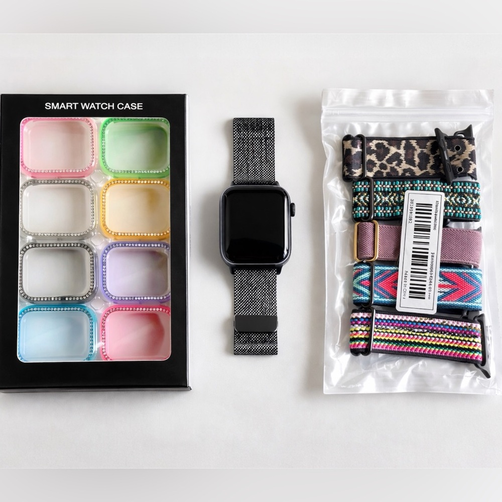 Apple Watch Series 5 44mm + 6 Bands & 8 Face Cases Bundle – Excellent